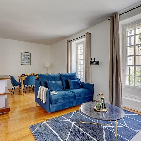 Champs-Elysees - 2Br With Balcony - Cityapartmentstay París Exterior foto