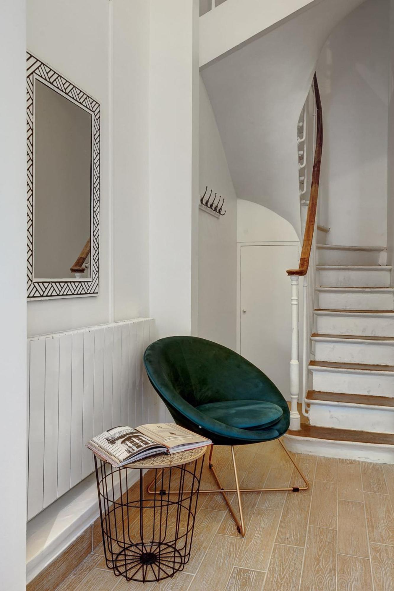 Champs-Elysees - 2Br With Balcony - Cityapartmentstay París Exterior foto